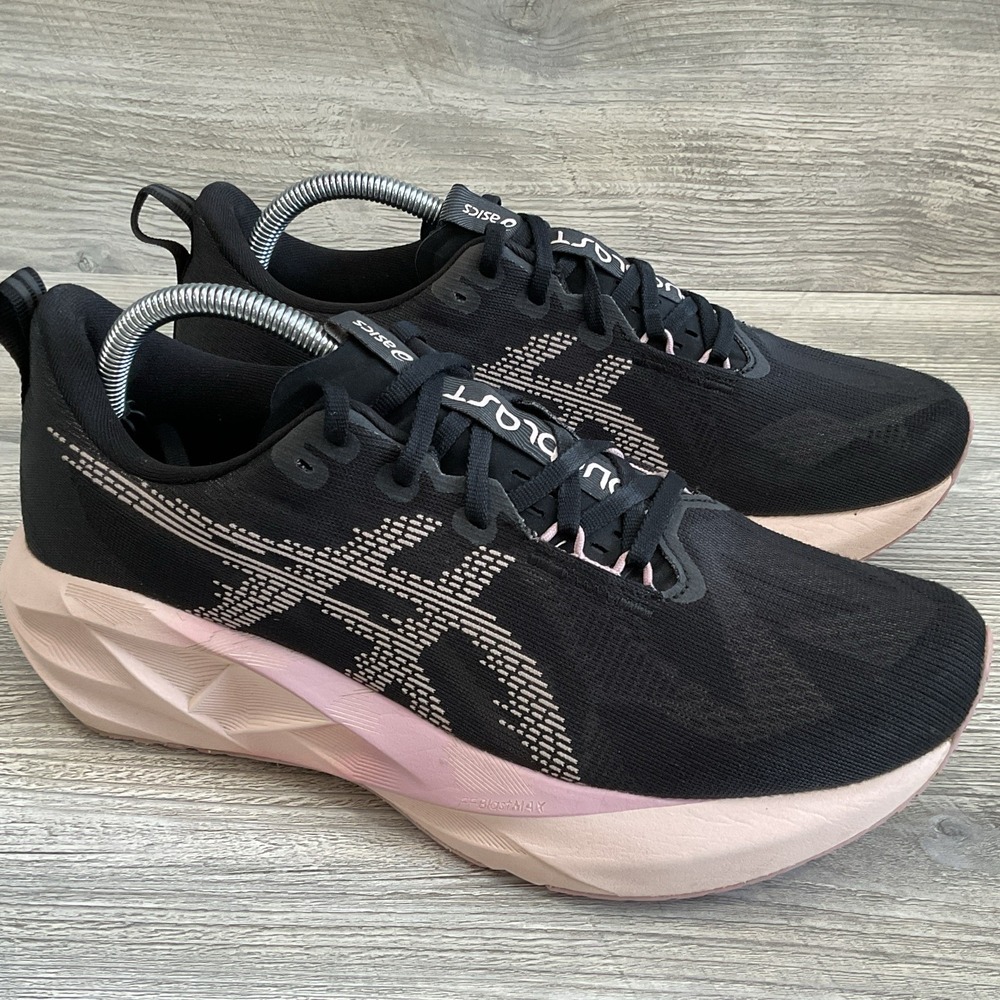 ASICS Women's Novablast 5 1012B765 Black Pink Running Shoes Size 10 Sneakers